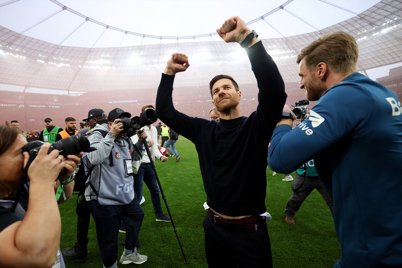 包含云达不莱梅全队努力拼搏，最终实现逆袭的词条